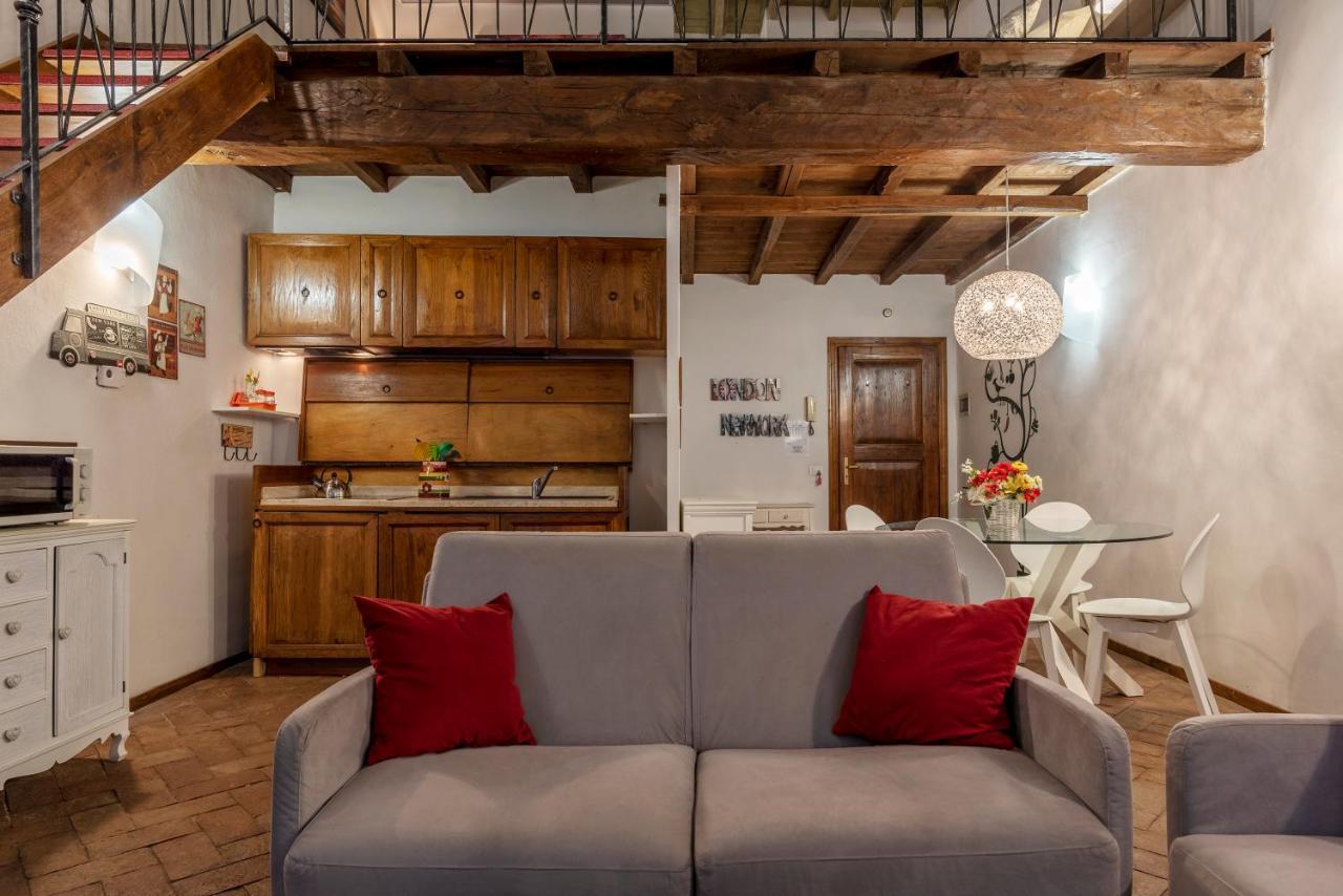 Foro Romano Stylish And Central Apartment Exterior photo